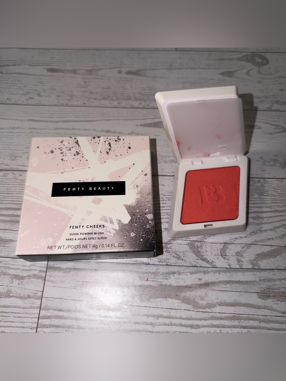 NIB Fenty Beauty Cheeks Suede Powder Blush Lolly Poppy Matte Coral Makeup